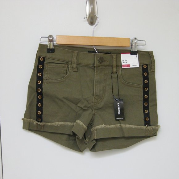 NWT Express olive green denim frayed hem shorts 2 - Picture 2 of 8